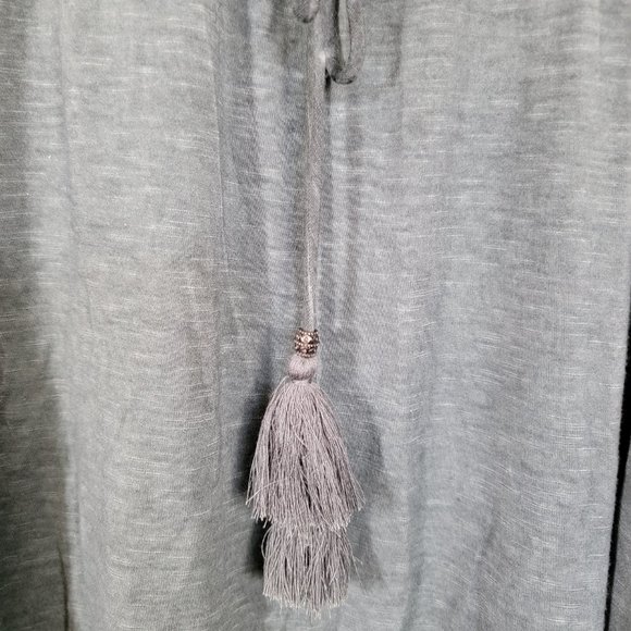 Artesia Forest Green Boho Chic Pullover Top with Tassels Size Medium - Picture 8 of 12